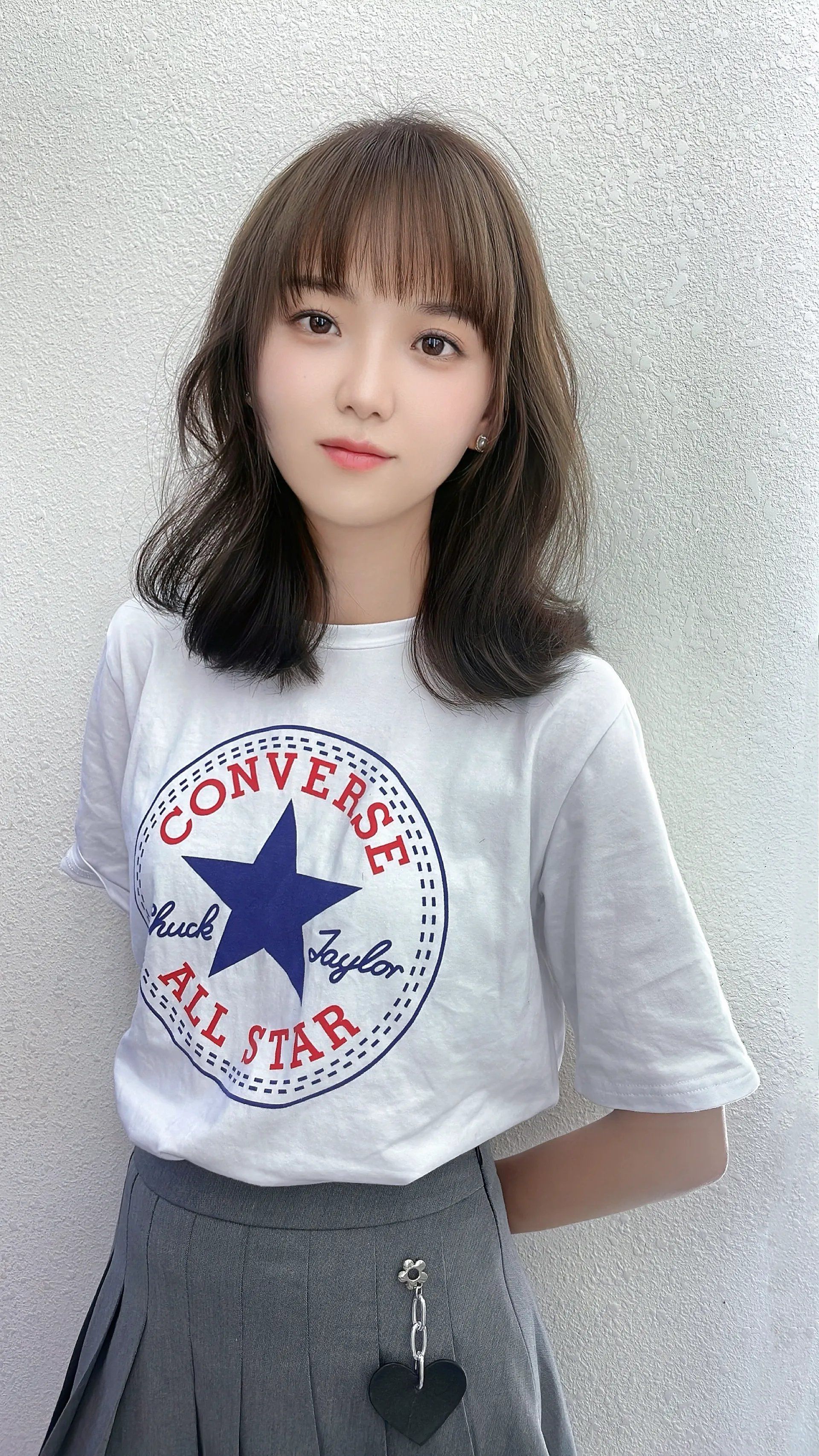 女孩发型最新时尚潮流演变与影响概览