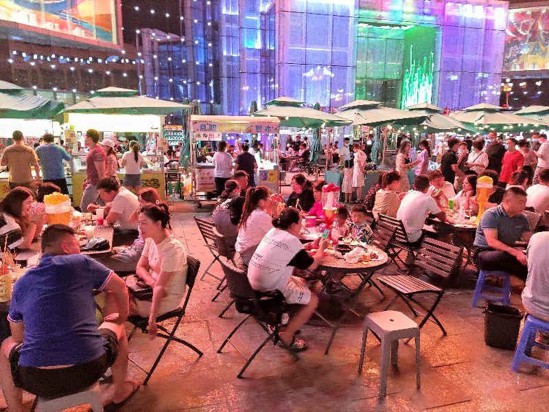 繁华再现，最新夜市图背后的背景、事件与影响